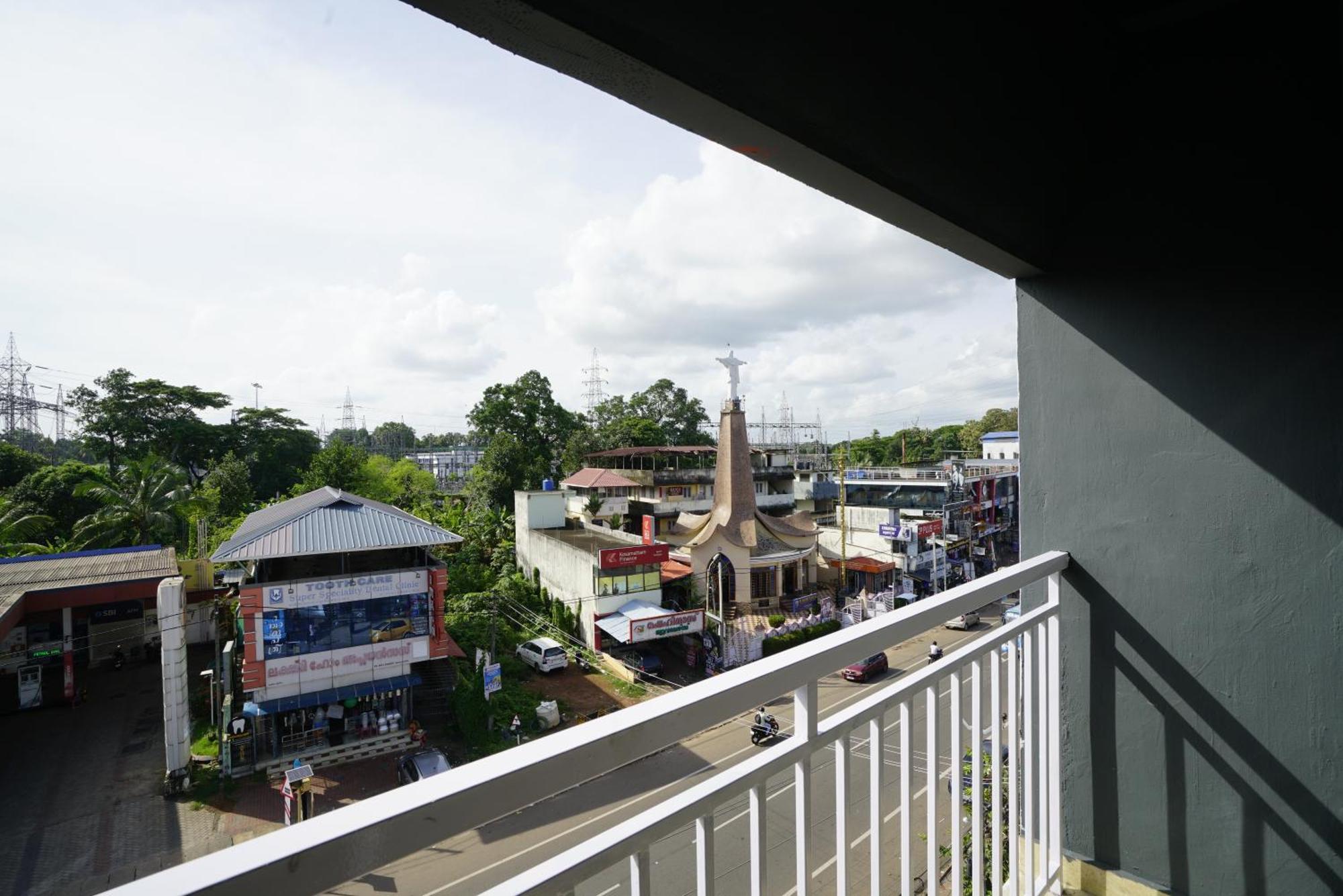 Quilon Residency Kundara Hotel Perumanseri Eksteriør billede