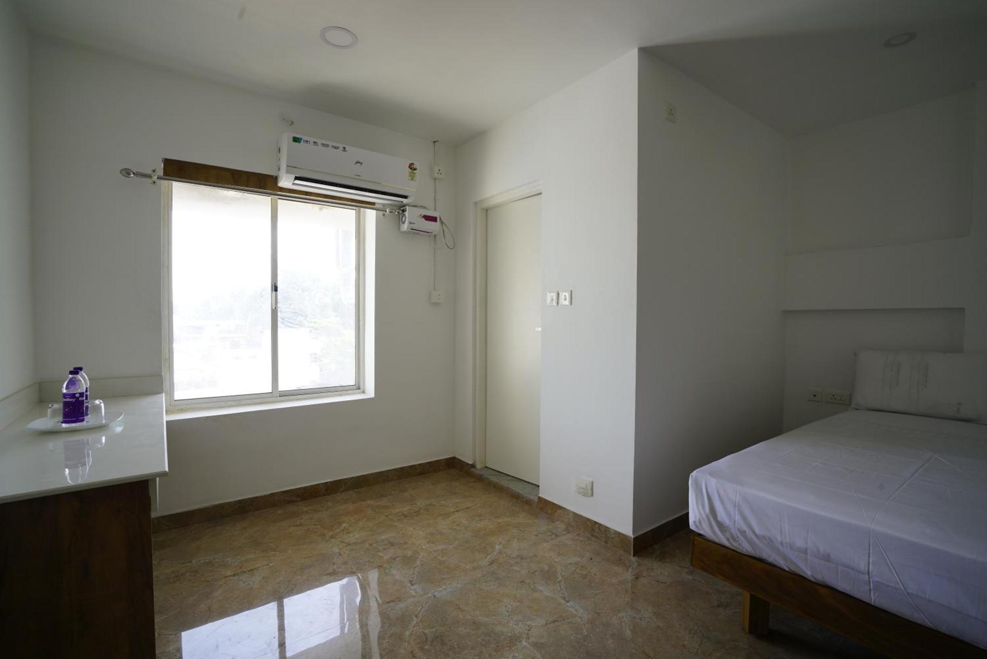Quilon Residency Kundara Hotel Perumanseri Eksteriør billede