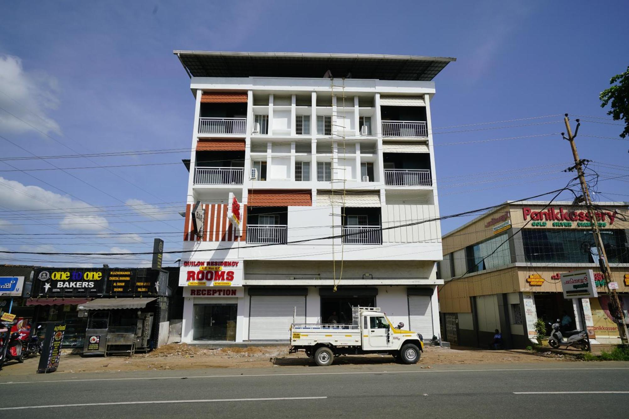Quilon Residency Kundara Hotel Perumanseri Eksteriør billede
